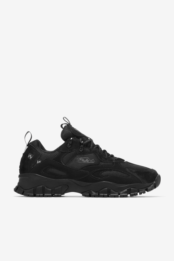 Fila Black-Metallic Silver Men's Ray Tracer Tr 2