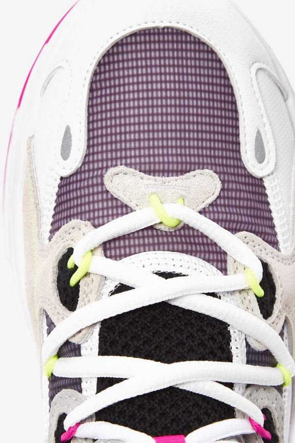 Fila White-Pink Glo-Bluefish Women\'s Ray Tracer Evo 2